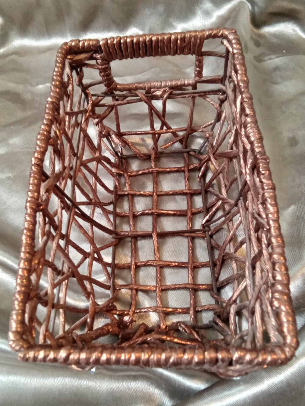 #044 Handcrafted Copper-Tone Woven Accent Basket